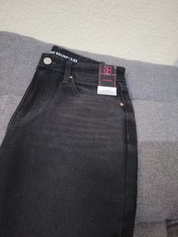 Women's Pants 👖 Size 9.new Whith Tags 