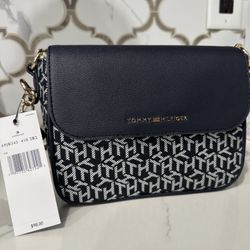 Tommy Hilfiger crossbody bag