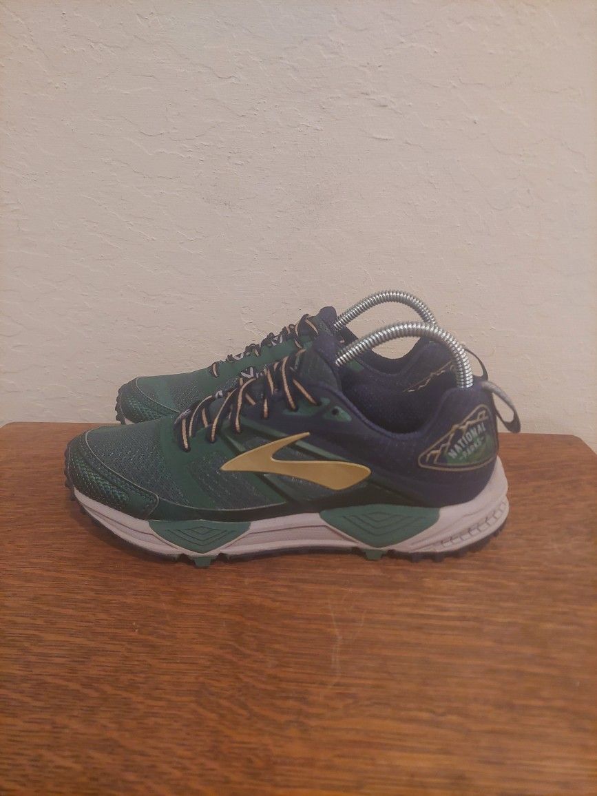 Brooks Cascadia 12 National Parks Trail Running Shoes 
Women's Size 7 Medium B 