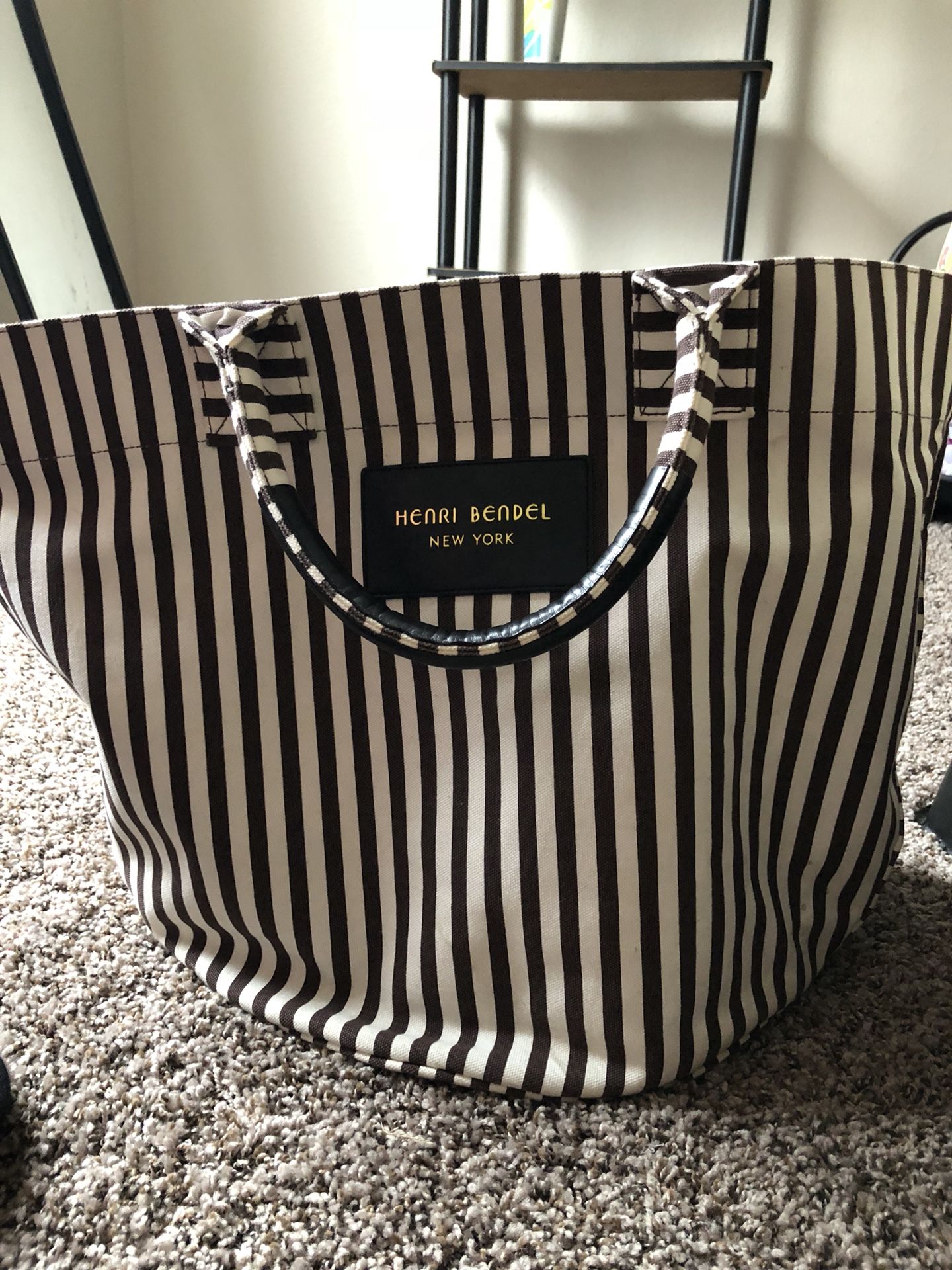LARGE HENRI BENDEL TOTE BAG for Sale in Gahanna OH OfferUp