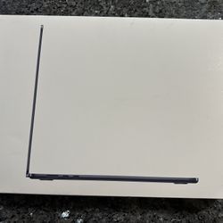 New Apple MacBook Air M3 15” 256GB Midnight