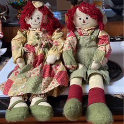 Old Raggedy Ann and Andy 