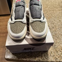 Nike Air Jordan 1 Low  Travis Scott Medium Olive Size 12 Brand New 