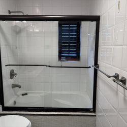 Frame Glass Shower Doors 