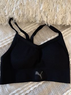 New puma sports bra size M