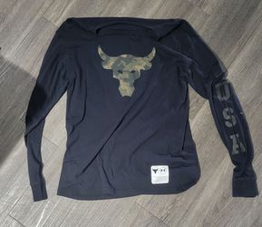 Boys (youth) under armour long sleeve size XL