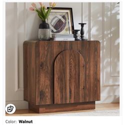 Buffet cabinet with storage