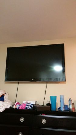 47 inch LG tv