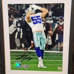 Vander Esch Autographed 8x10 