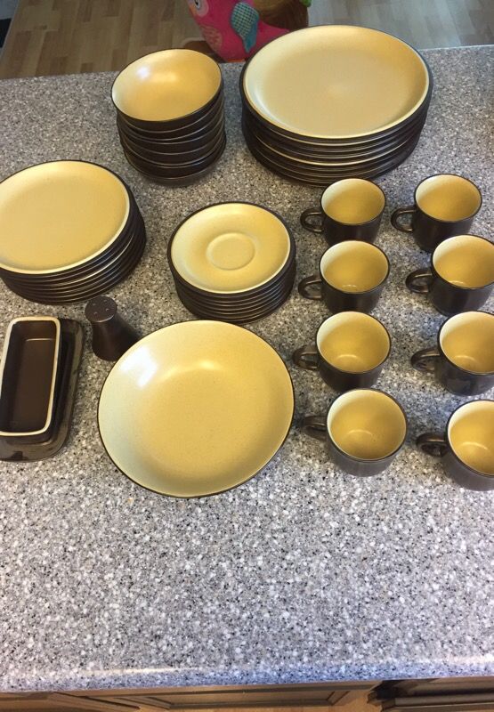 VINTAGE Noritake Folkstone Genuine Stoneware model Equator full set