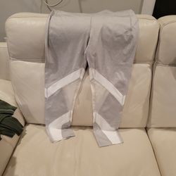 ⭐️ DONATED legging With Sheer Netting On The Legs