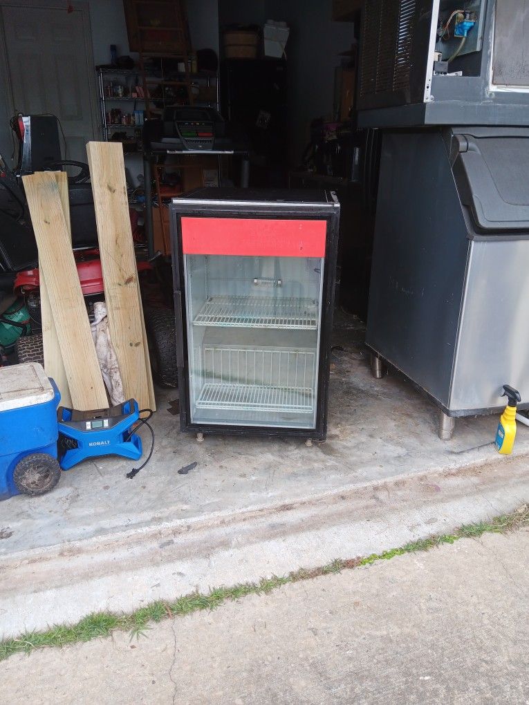 Freezer - True Freezer