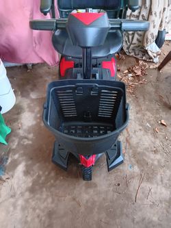 SCOUT DRIVE 3 SCOOTER