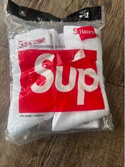 Supreme socks