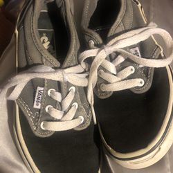 VANS Off the wall Shoes. Size 12.5Y reduced 