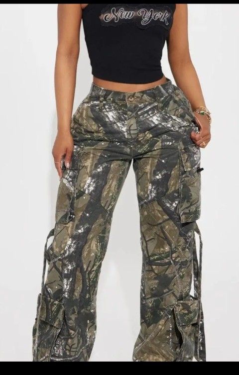 Camouflage Cargos