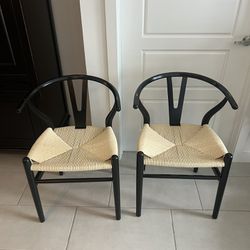 2 Scandinavian-style Black And Beige Chairs