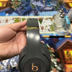 Beats Studio 3  Headphones 