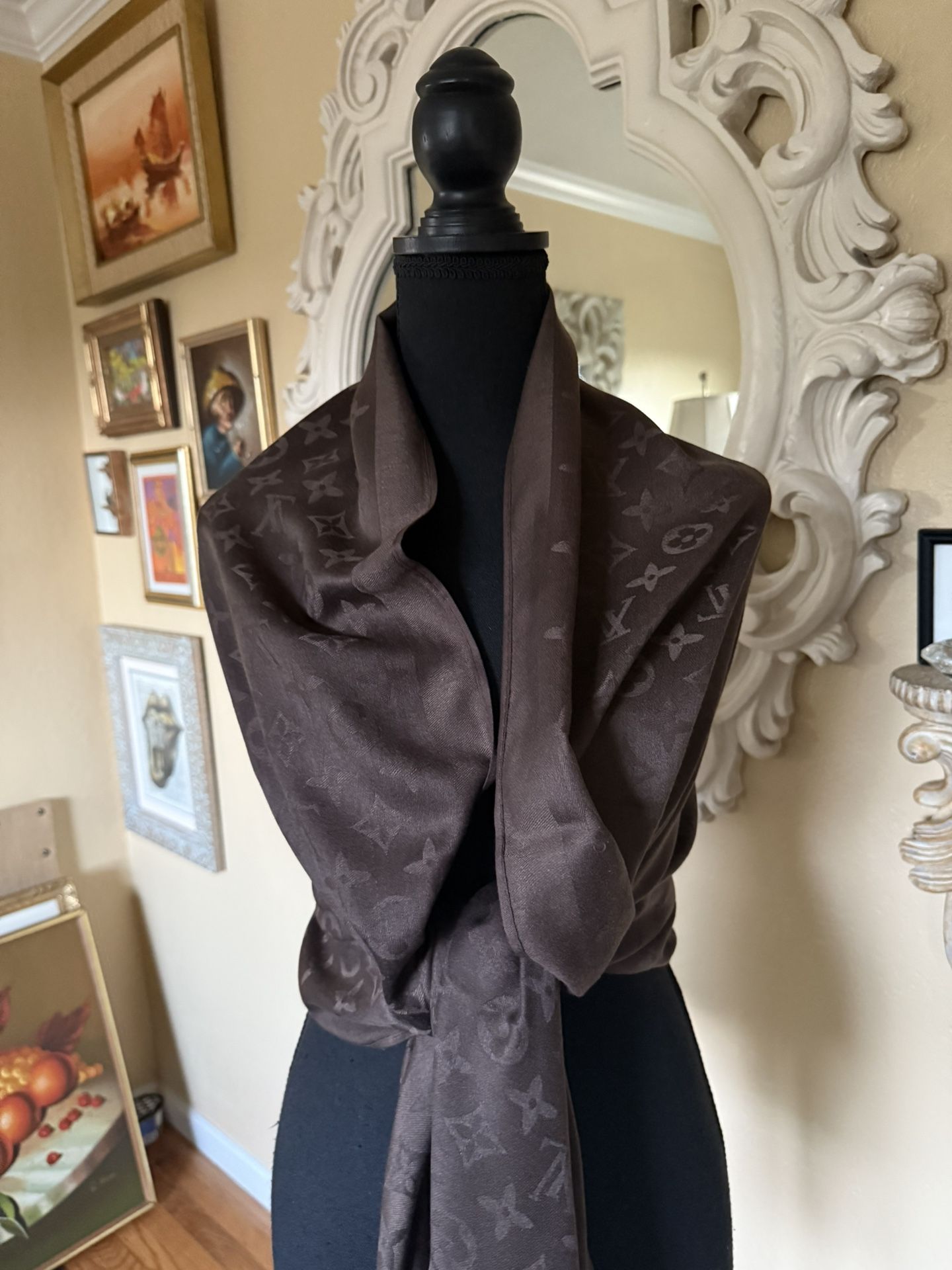 Authentic Louis Vuitton Shawl, Scarf Pashmina Chocolate Brown