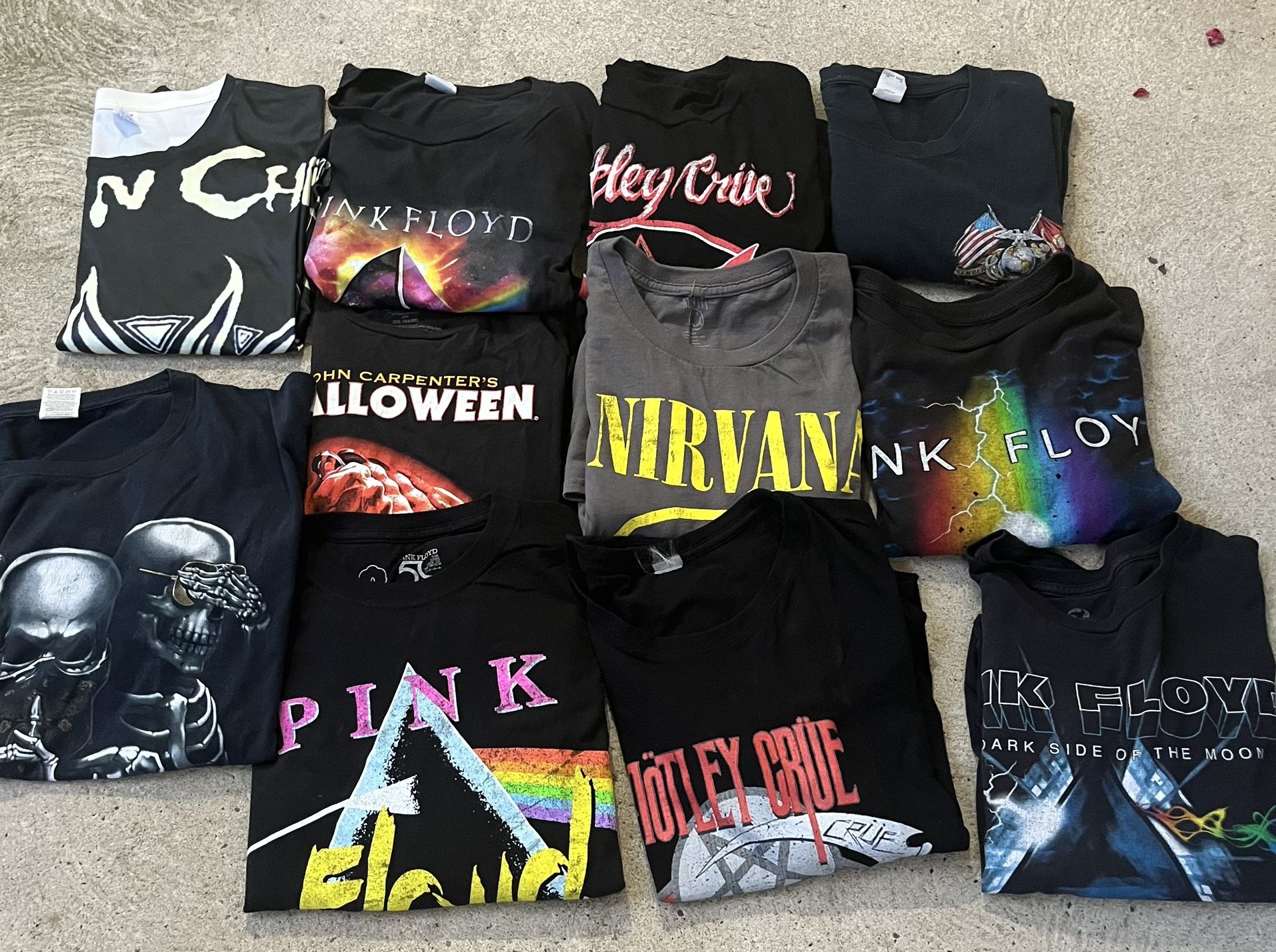 Lot of 11 2000’s Concert Tshirt