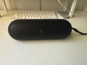 Beats Pill Speaker