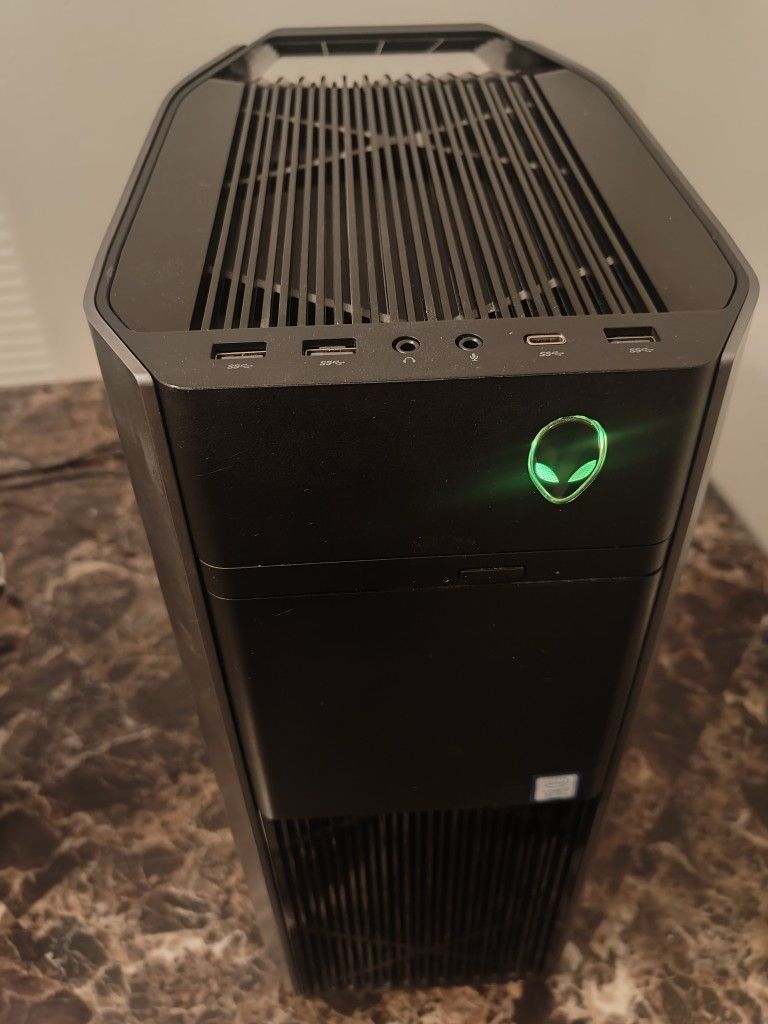 Strong Gaming Computer w/ Monitor