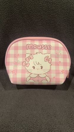 Miniso Mikko Collection Shell Shaped Cosmetic Bag Pink