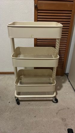 Wheeled 3-Deck Container