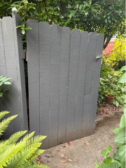 Free wooden gate
