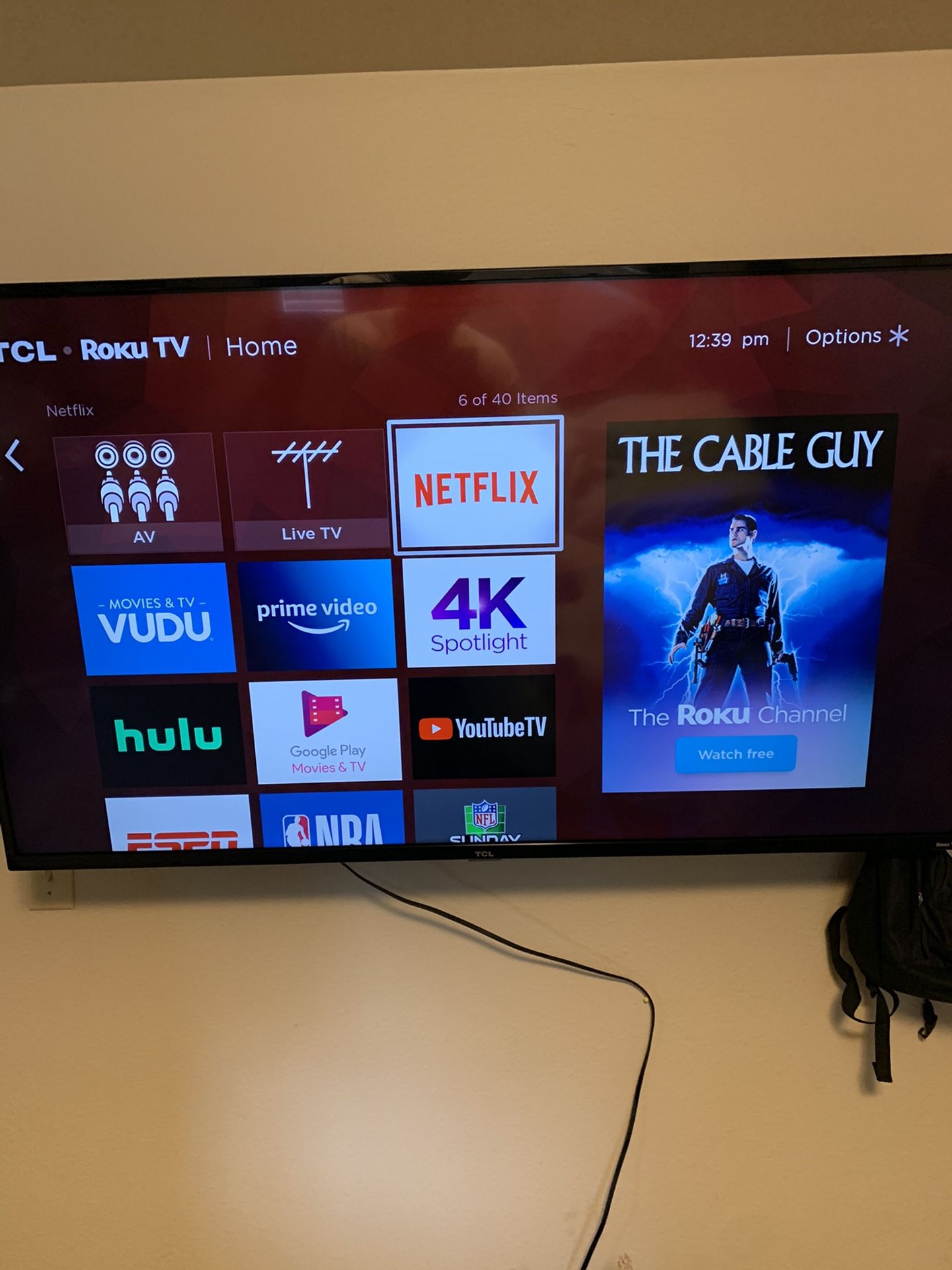 55 inch TCL Roku TV with wall mount for Sale in Puyallup, WA OfferUp