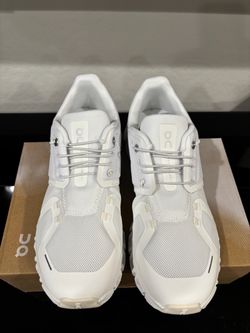 Cloud 6 Men’s size 9 Brand New