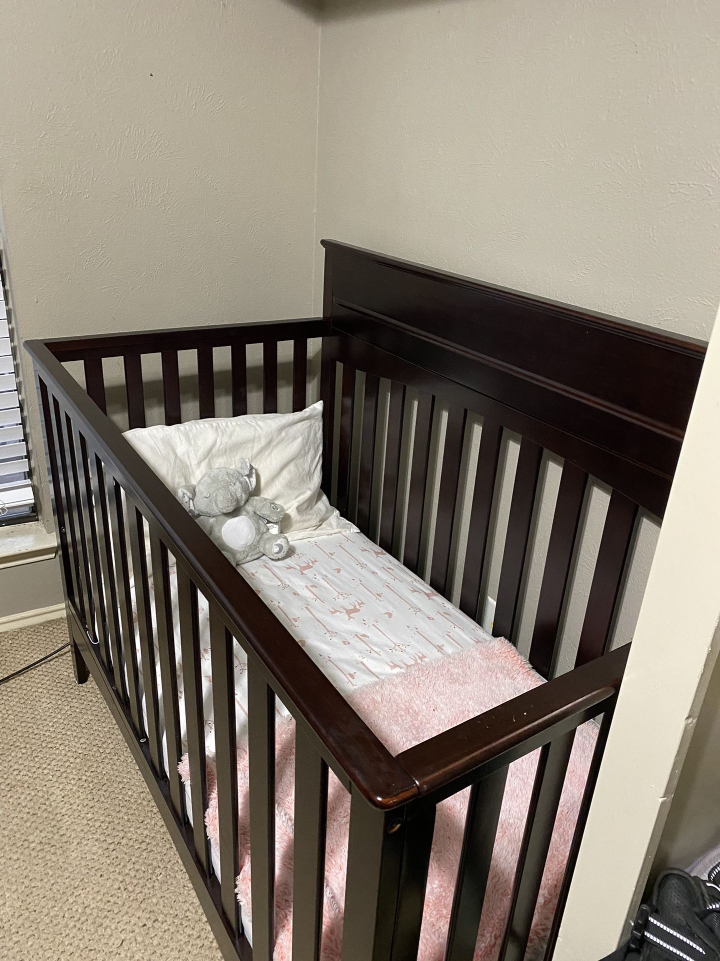 Delta Baby Crib