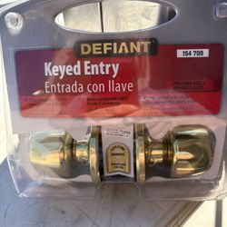 DEFIANT Gold Keyed Entry Lock