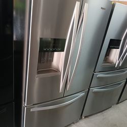 Whirlpool Refrigerator French Door Stainless Steel Everything Works Good 
