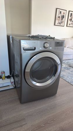 Se venden lavadora y secadora