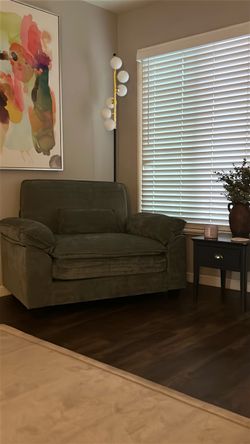Green/gray chair 48 inches