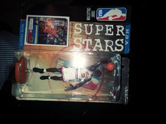 2 ACTION FIGURES...MICHAEL JORDAN!!