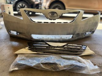 Toyota Camry Front Bumper Cover with Grille