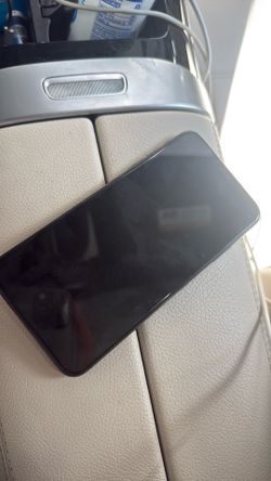 Iphone xs max for parts