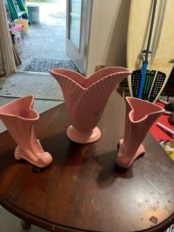 Set of 3 Vintage Monmouth Pottery Vases