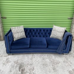 *Free Delivery* Modern Tufted Velvet Couch Sofa