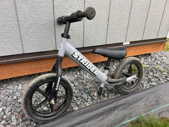 Strider balance bike