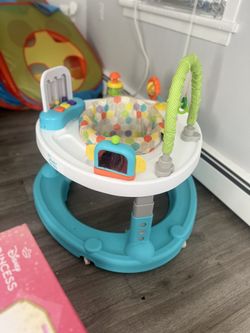 Smart Steps by Baby Trend Bounce N’ Dance 4-in-1 Activity Center Walker