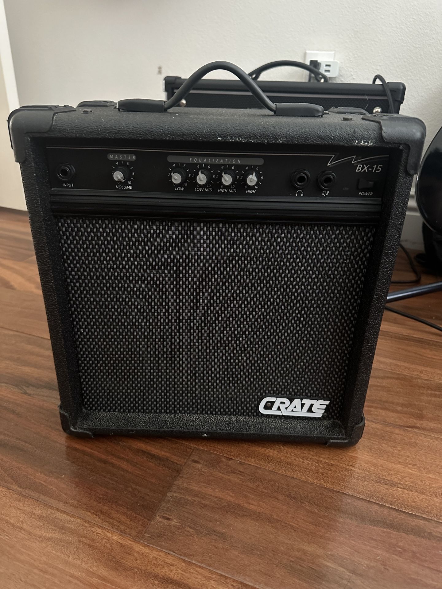 Crate BX-15 Bass Amp