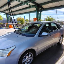 2009 Ford Focus $2000