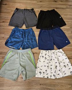 Shorts  Size  m