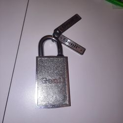 Vintage Genii Magnetic Pad Lock. Great Condition! Works!