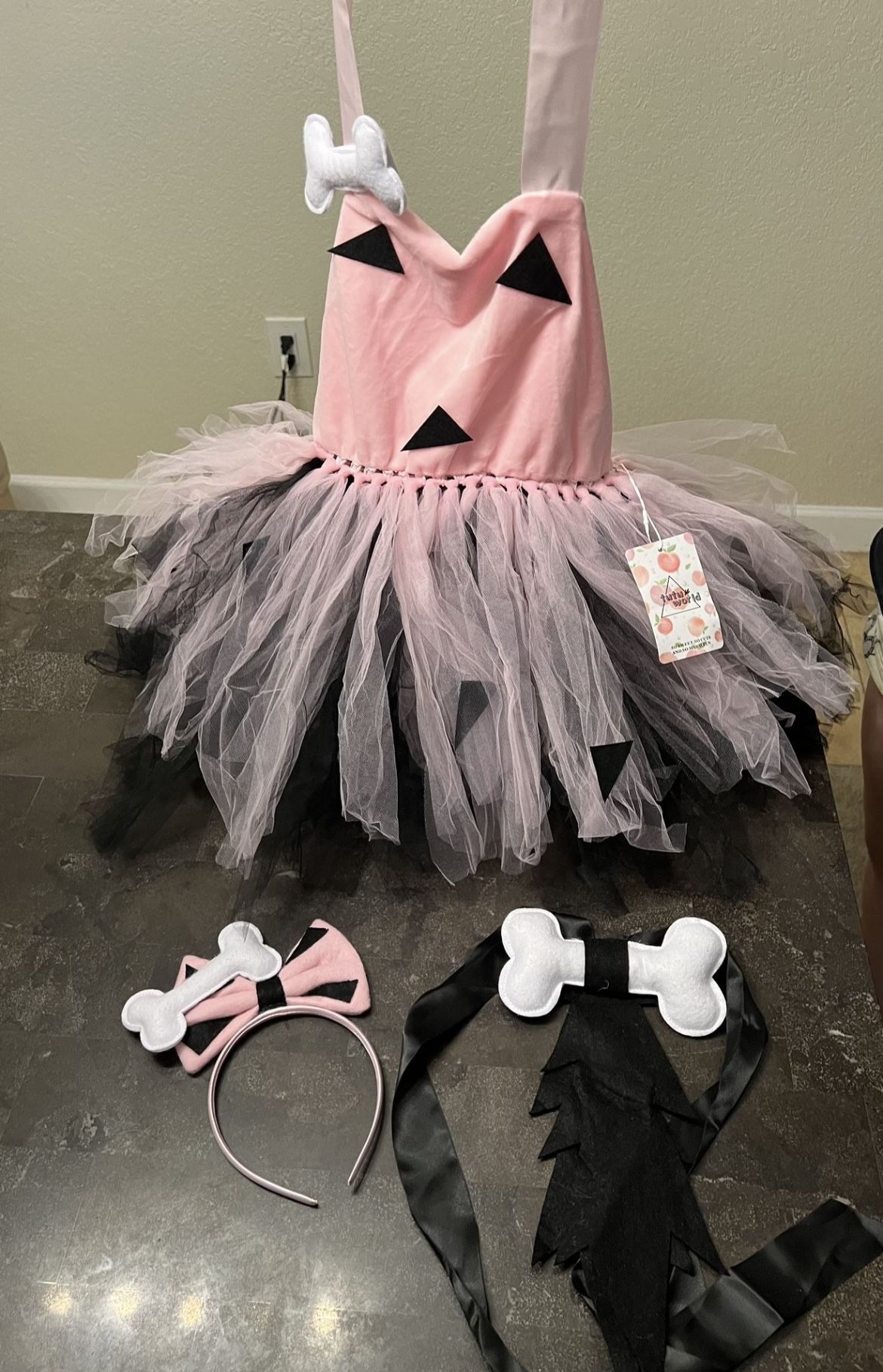 Brand New - Girls Halloween Costume 