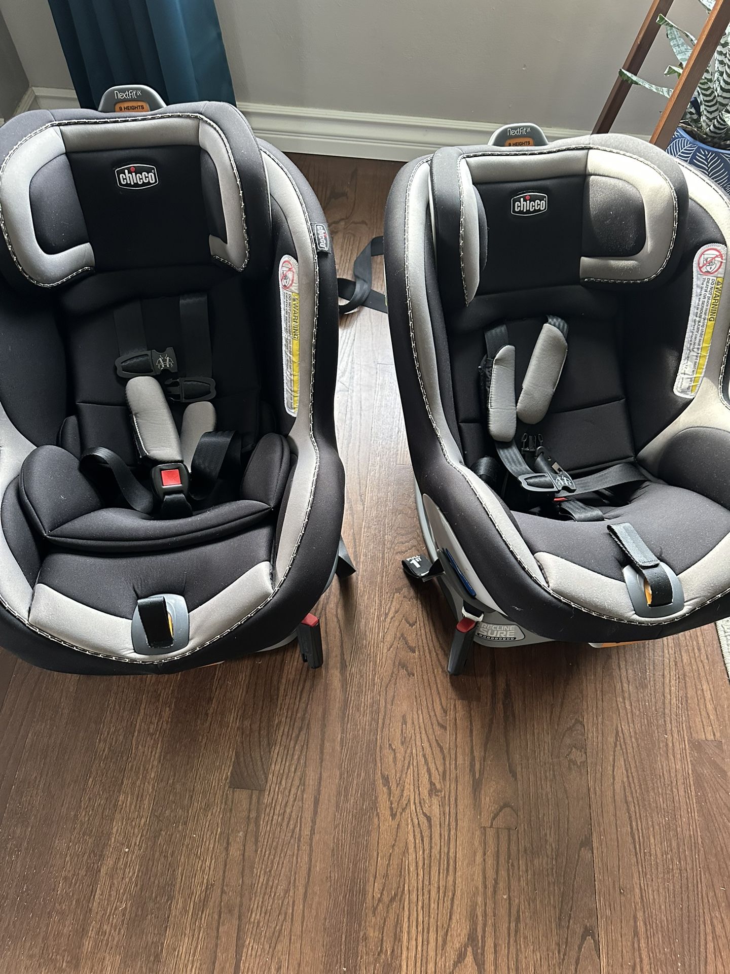 Car seat for Sale in Riverside, CA OfferUp