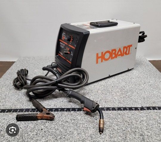 HOBART Handler 140 MIG Welder
